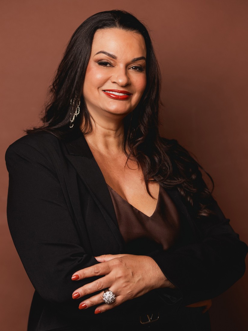  Carmem Reis Revista Portfolio (1)